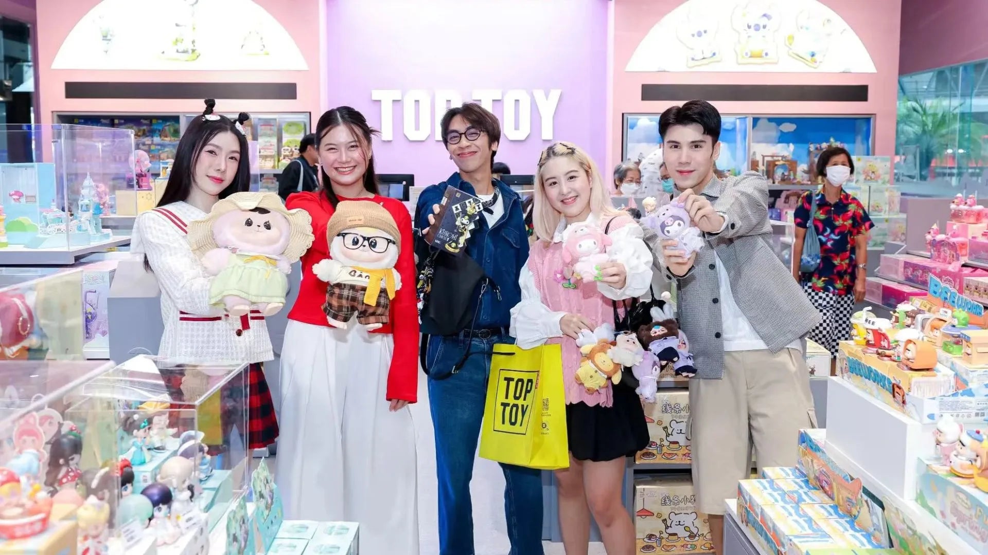 TOPTOY Celebrates Its First Store Opening in Thailand!