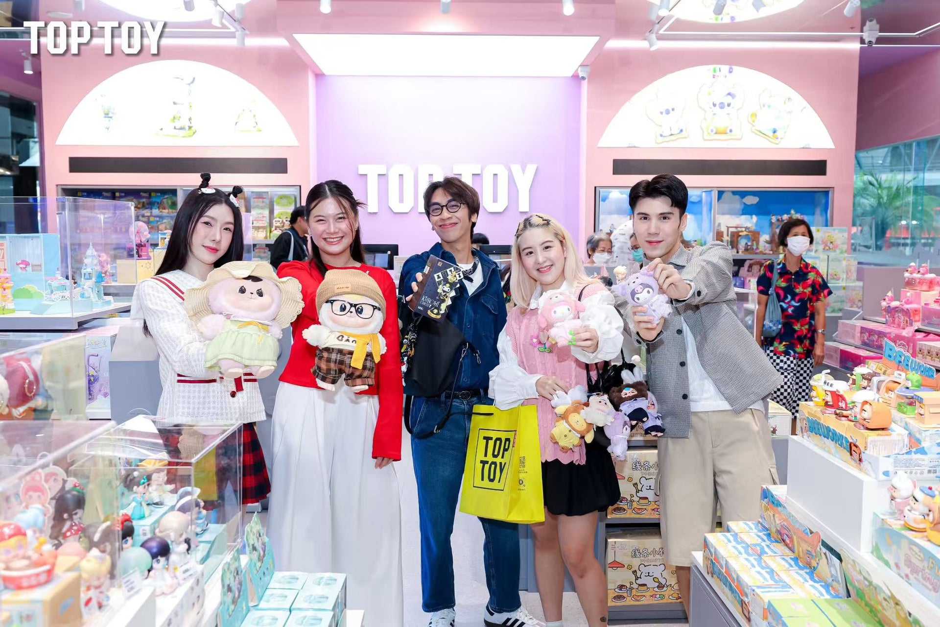 TOPTOY Celebrates Its First Store Opening in Thailand!